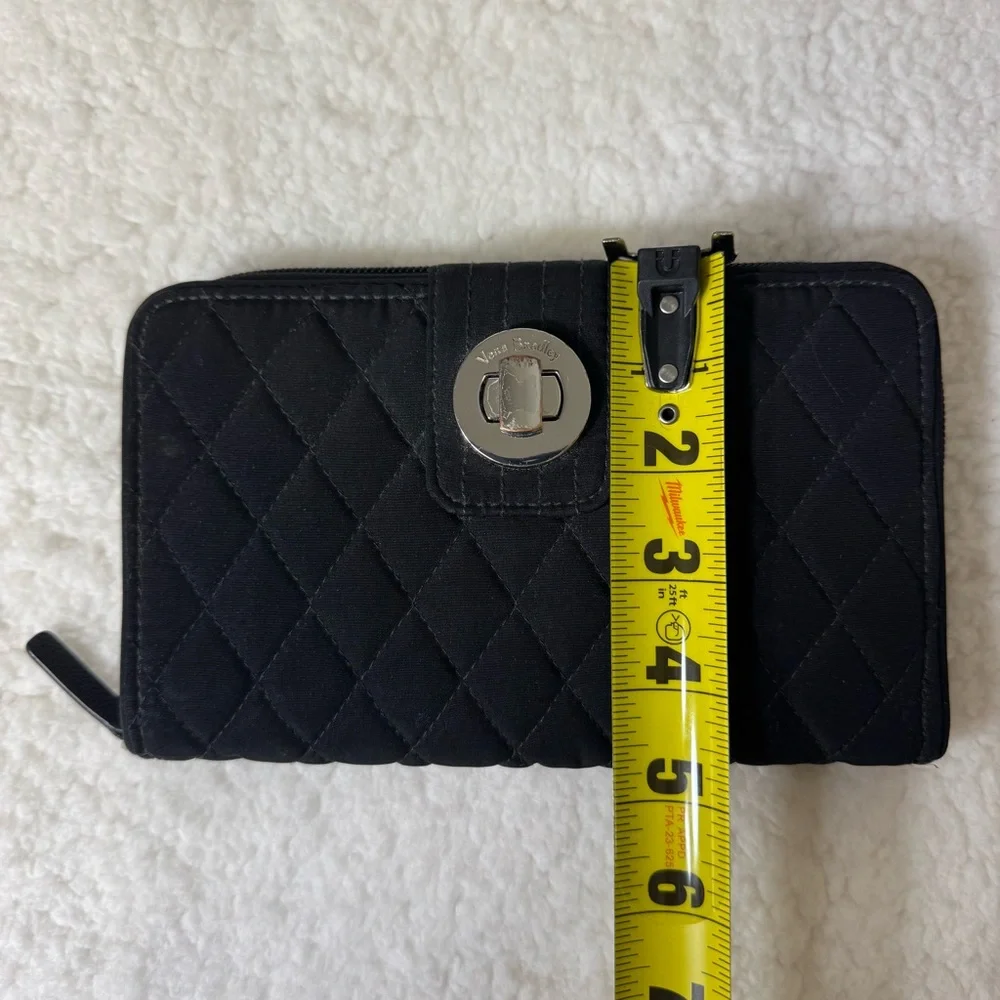 Vera Bradley Black Quilted Zip Wallet Turn Lock Organizer‎